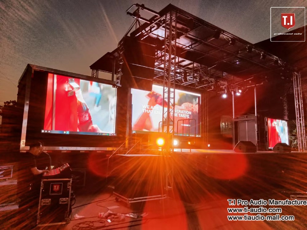 Reinventing the stage visual genes