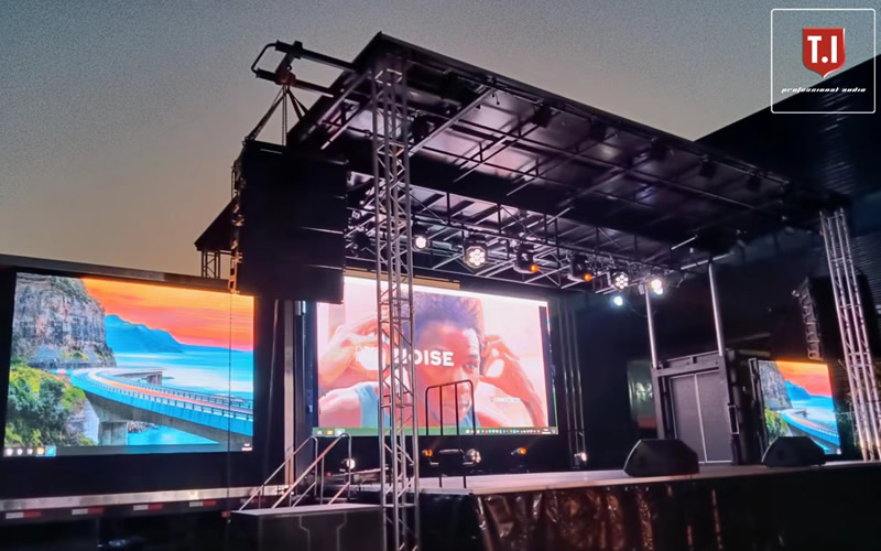 powered monitors stage T.I agent