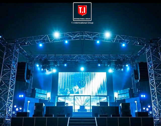 line array indoor show room